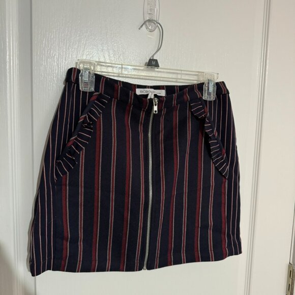 SKIRT | BCBGENERATION | SIZE 6 - Picture 4 of 10